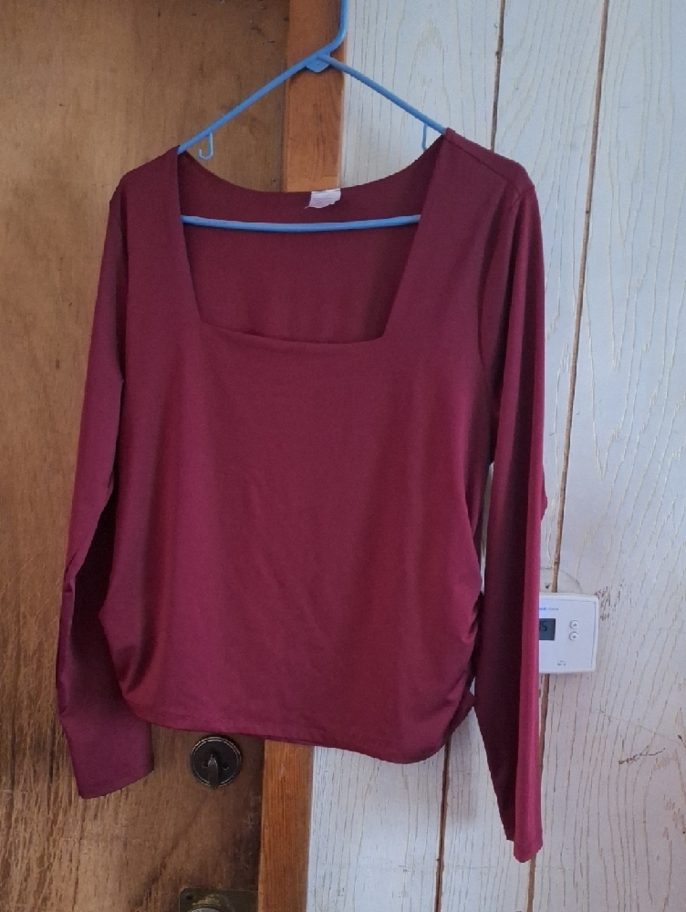 No Boundaries (Juniors) Square Neck Long Sleeve Top With Cinched Sides- Wine